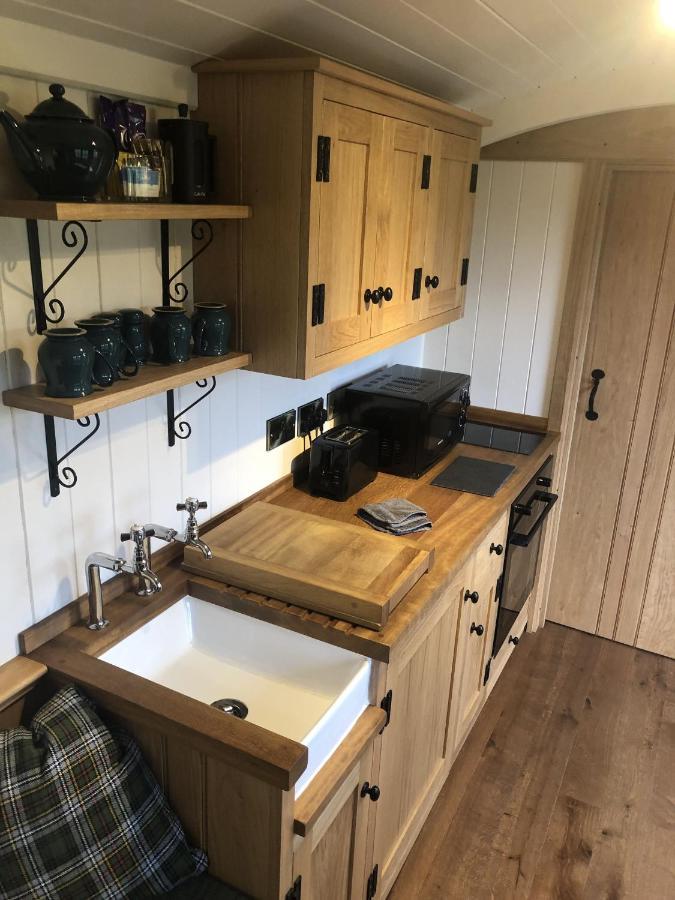Woody'S Retreat Hotell Bolton by Bowland Exteriör bild