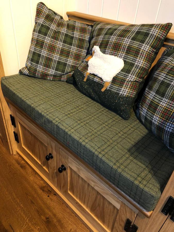 Woody'S Retreat Hotell Bolton by Bowland Exteriör bild